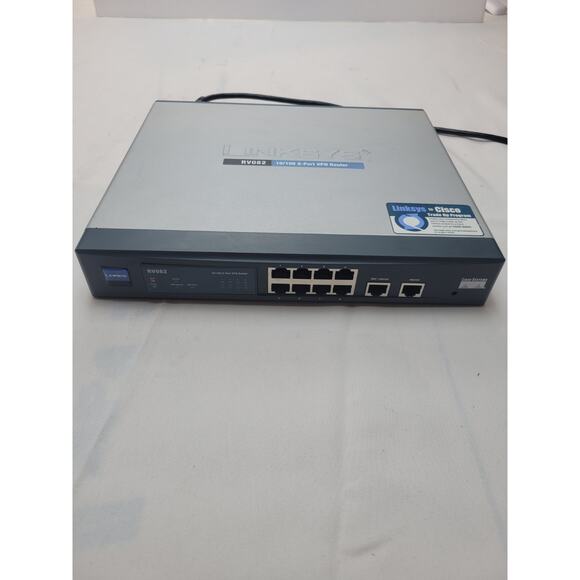 Linksys RV082 100 Mbps 8-Port 10/100 Wired Router - Picture 1 of 12